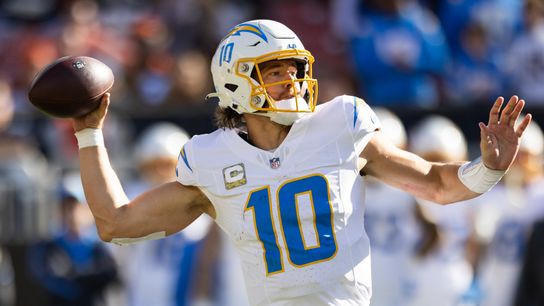 NFL Week 10 top prop bets: Justin Herbert air assault (NFL)