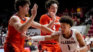 Clemson vs. Alabama prediction: Who’ll make hoop history? (College Basketball). Photo by Gary Cosby Jr., USA TODAY Sports