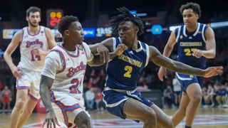 NIT championship game: Chattanooga vs. UC Irvine prediction (College Basketball). Photo by Matt Dayhoff, Journal Star, USA TODAY NETWORK via Imagn Images