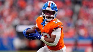 Week 11 Fantasy Flames RB: Harvey to reach peak elevation  (NFL). Photo by Ron Chenoy-Imagn Images